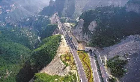 公路路基路面設計體會(huì )，滿(mǎn)滿(mǎn)的都是不能疏忽的細節！