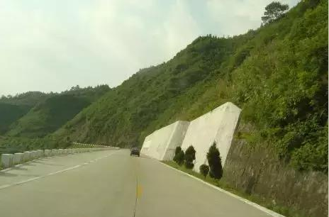 公路路基路面設計體會(huì )，滿(mǎn)滿(mǎn)的都是不能疏忽的細節！